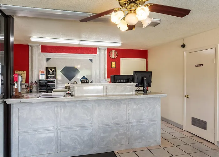 Econo Lodge & Suites Brinkley